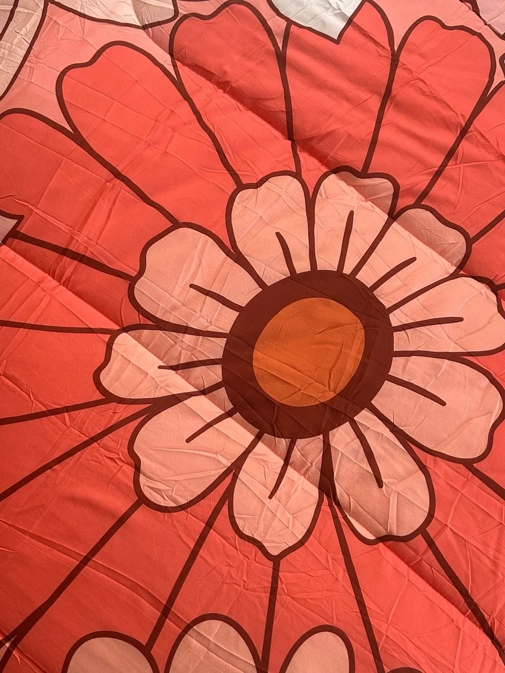 Retro Floral Microfiber Queen Size Comforter Set - Coral and Peach